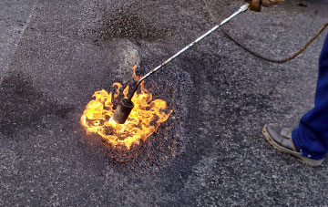 Shortlanesend flat roofing repairs